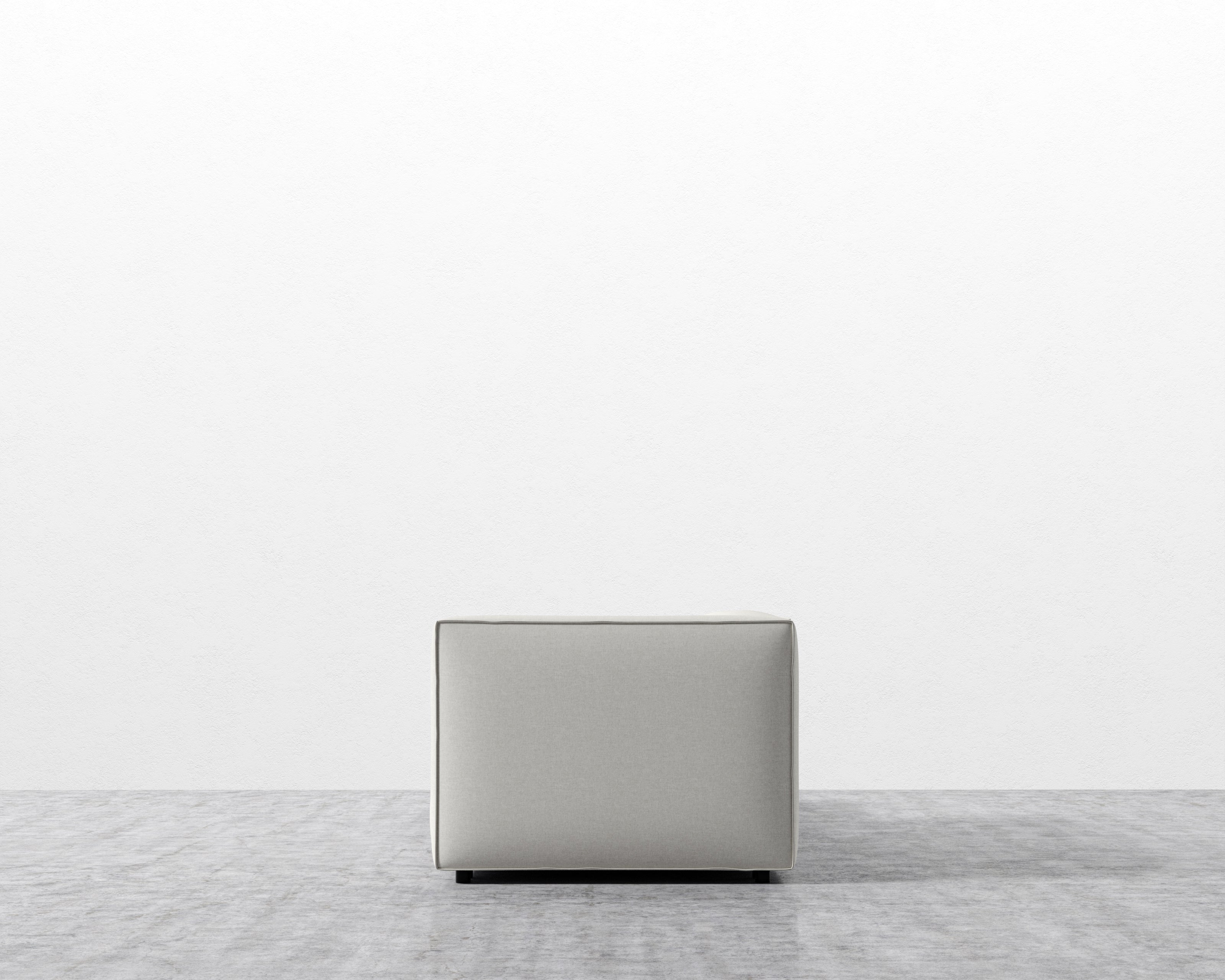 open-left-modern-felt-alesund