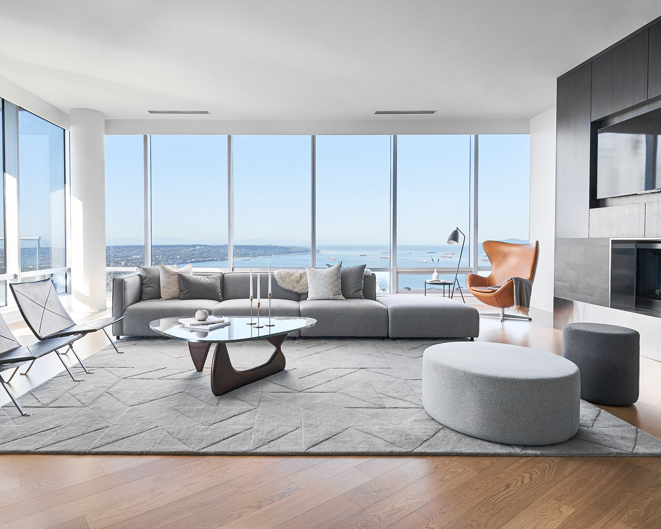 plush-velvet-black-modern-felt-alesund-open-left-open-right