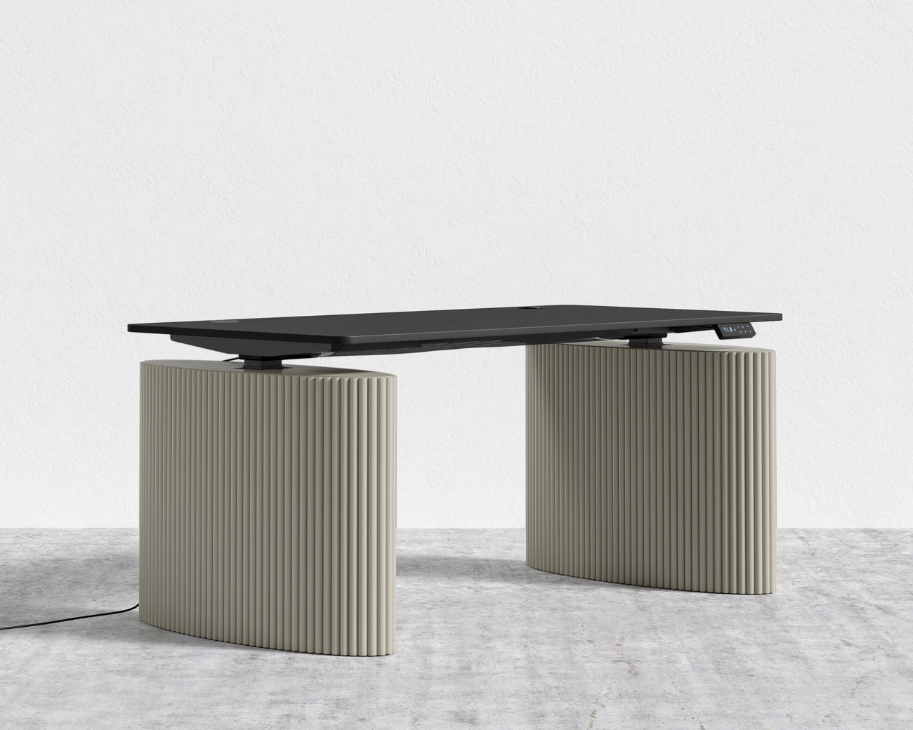 alabaster-matte-lacquer-black