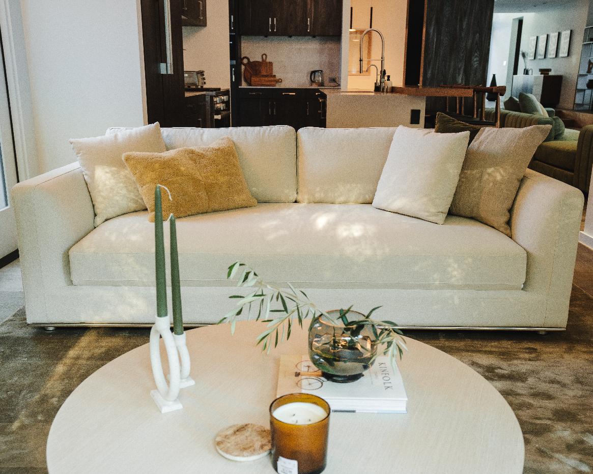 modern-felt-alesund-plush-velvet-black-plush-velvet-cobalt-plush-velvet-glacier-grey-plush-velvet-solstice-corduroy-velvet-clay-performance-linen-dove